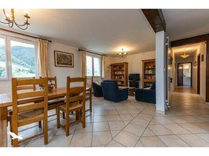 Vente maison 8 pièces 207 m² Labassère (65200)