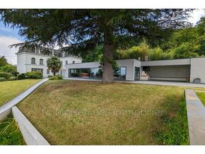 Vente maison 8 pièces 270 m² Elbeuf (76500)