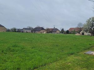 Vente terrain 1000 m² à Rumilly-lès-Vaudes (10260)  45 500 €