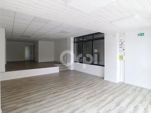 Location locaux professionnels 60 m² à Terrasson-Lavilledieu (24120)  NaN €