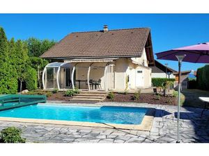 Maison Crozet 93 m² T-4 à vendre  625 000 €