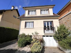 LES CLAYES - VAL JOYEUX