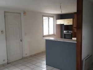 Vente maison 3 pièces 61.38 m² à Sévérac-l'Eglise (12310)  75 000 €