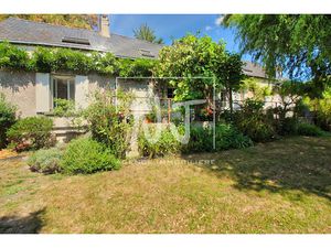 Vente maison 8 pièces 202 m² à Saint-Jean-de-la-Croix (49130)  360 000 €