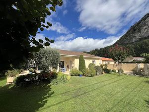 Vente villa 5 pièces 135 m² à Tarascon-sur-ariege (09400)  312 000 €