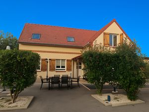 Maison 100 m² avec double garage de 75m²