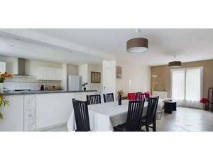 Maison contemporaine avec jardin et terrasse Béthisy-Saint-Martin (60)