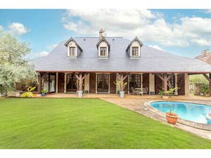 Vente maison 7 pièces 280m2 Bizanos 64320 - 662000 € - Surface Privée