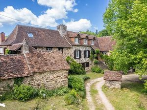 Vente maison 18 pièces 445 m² à Payzac (24270)  402 000 €