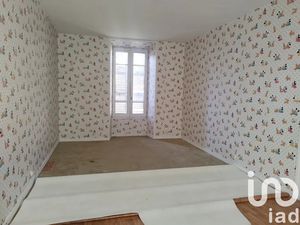 Vente appartement 4 pièces 114 m² à Allevard (38580)  113 000 €