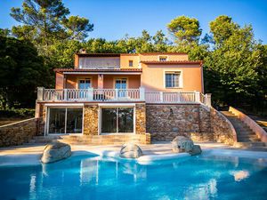 Maison de luxe à vendre à la La Roquebrussanne