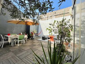 Maison de ville à vendre dans le quartier Baille