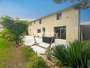 Maison 6 pièces - 192 m²