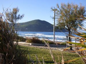 Vente garage 39 m² Saint-Cyr-sur-Mer (83270)