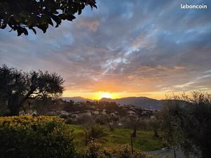 Terrain 3 337 m² Nice