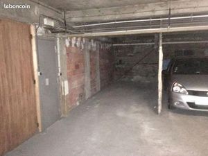 Parking Place Victor Hugo