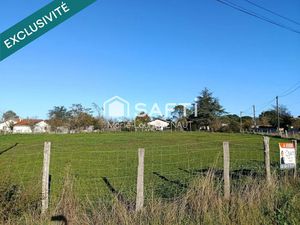 Vente terrain 1597 m² à Graulhet (81300)  46 000 €