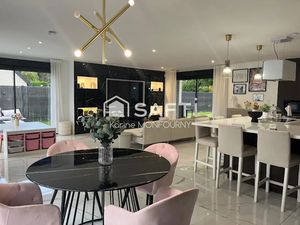 Vente maison 6 pièces 160 m² à Saint-Quentin (02100)  371 990 €