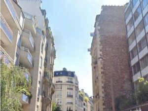 ? Location Parking Moto / Scooter – Paris 15e (152 Rue de Javel)