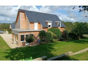 Maison Mahalon 182.44 m² T-7 à vendre  355 000 €