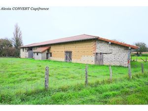 Bâtisse à vendre 5 pièces + abris proche de MEZERIAT (01) terrain 1320m² constructible