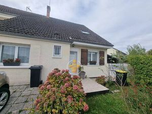 Vente maison 6 pièces 100 m² Charmes (02800)