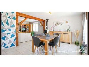 Maison avec jardin et terrasse Antrain (35)