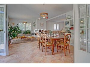 MAISON À VENDRE DE 7 PIÈCES DE 266 00 M²