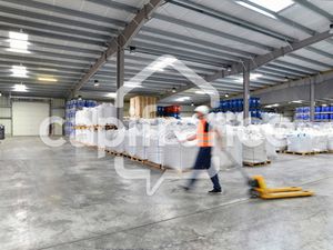 Local professionnel à vendre CHATEAU THIERRY 6 pièce(s) 3000m2 2 000 000€