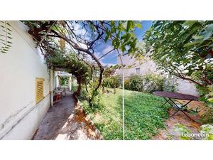 Maison 5 pièces 250 m²