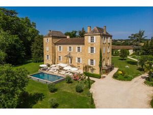 Château à vendre à Seissan