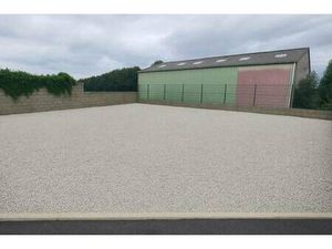 Terrain constructible viabilisé à vendre