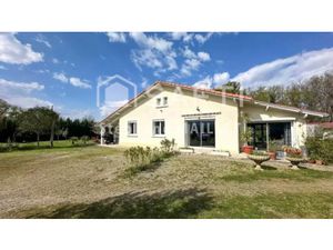 Vente maison 4 pièces 108 m² à Aire-sur-l'Adour (40800)  249 000 €