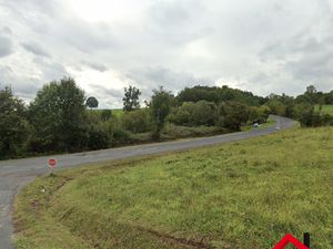 Vente terrain 743 m² à Saint-Solve (19130)  8 900 €