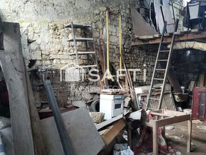 Garage centre ville 50m2 environ  possibilité de le transformé en logement