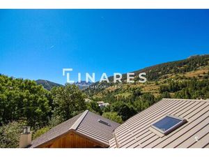 AU COEUR DE VARS - Maison de 143m2 - Terrasse - Garage en SUS - 05560 Vars