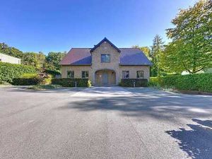 OPTION!!! SUP PROPRIETE LOUVROY +/-15A30CA - 528M2 - 4CH -