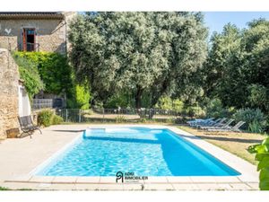 Vente maison 15 pièces 400 m² à Goudargues (30630)  1 280 000 €