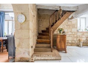 Maison de caractère à flanc de coteau