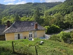 Vente maison 10 pièces 171 m² à Laval-de-Cère (46130)  189 566 €