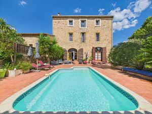 Vente maison 11 pièces 440 m² Neffiès (34320)