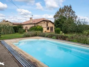 Vente maison 6 pièces 183 m² à Maupas (32240)  369 600 €