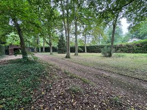 Très beau terrain constructible de 1500m2 3' MONTFORT L 'AMAURY