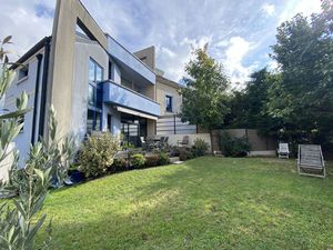 Vente maison 9 pièces 580 m² Clamart (92140)