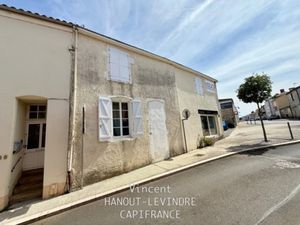 Vente locaux professionnels 93 m² à Talmont-Saint-Hilaire (85440)  216 500 €