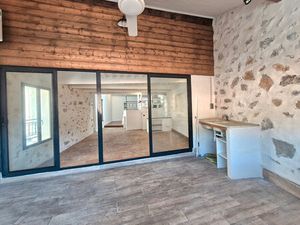 A LOUER APPARTEMENT TERRASSE RARE CENTRE LAPALME