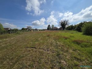 Vente terrain 1600 m² à Ouroux-sur-Saône (71370)  64 000 €