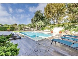 Maison de luxe à vendre dans le quartier Centre