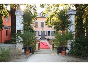 Local d'activités à vendre