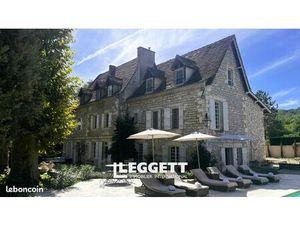 Maison 12 pièces 520 m²